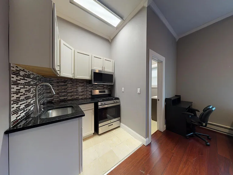 315 S Beech St #3 — Photo 5