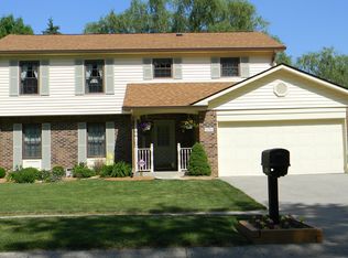 11711 Rush Dr, Fishers, IN 46038
