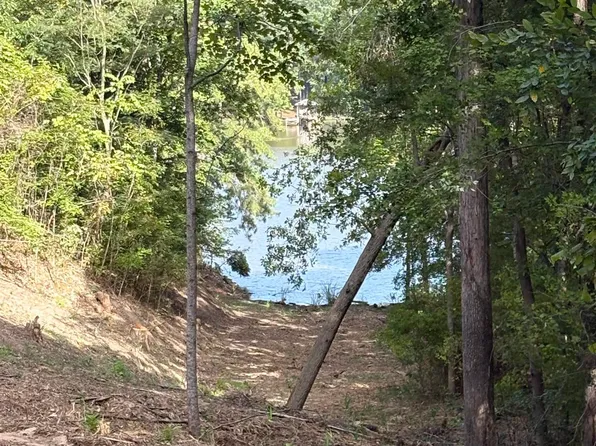 80 Valley 1 Dr, Winnsboro, SC 29180