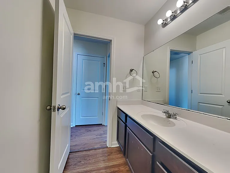129 Orion Way — Photo 13
