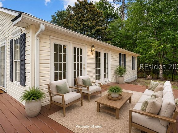 4th image of 12 Shelterwood Ln