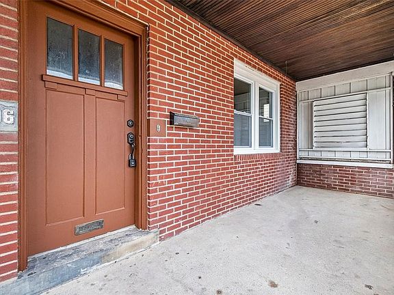 3rd image of 206 Quincy Ave