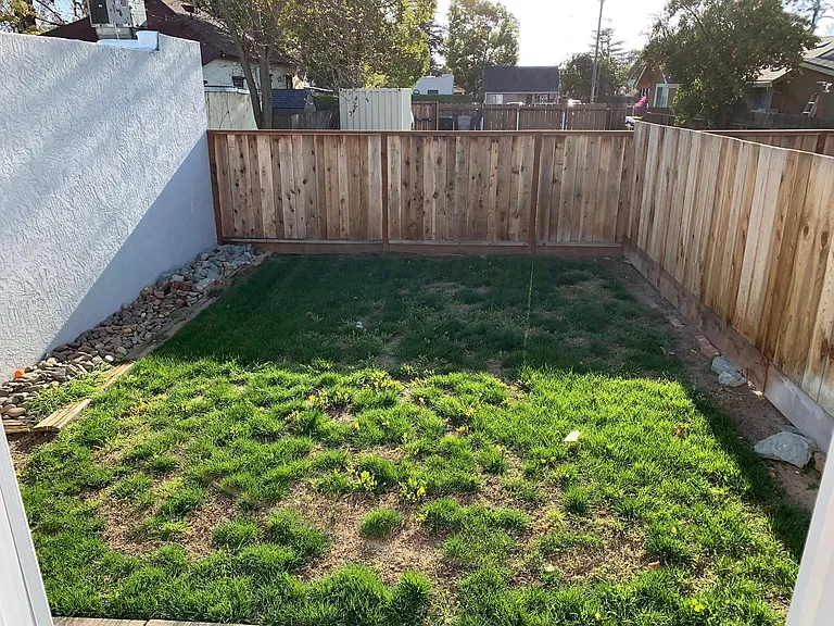 208 N 2nd Ave — Photo 20