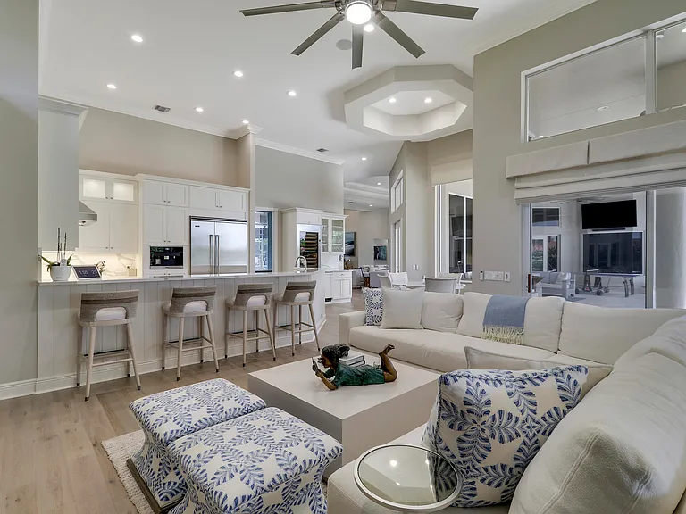 18808 SE Windward Island Ln — Photo 24