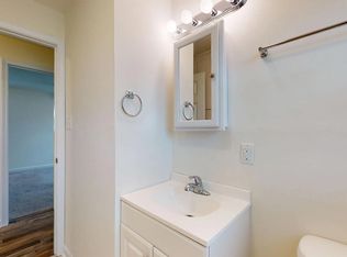 1906 Leslie Campbell Ave, Lillington, NC 27546