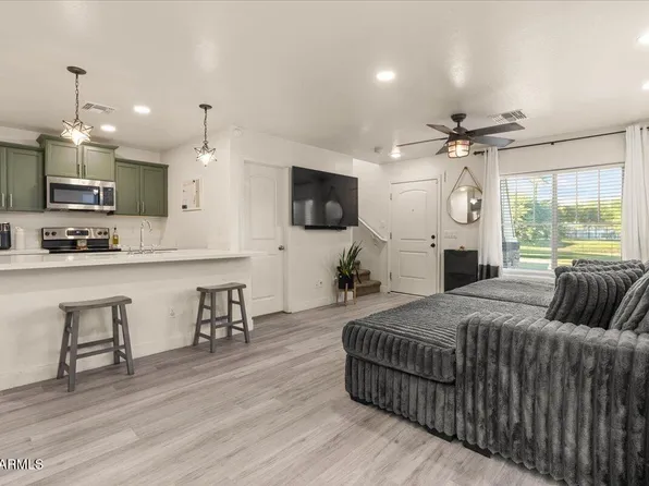 11452 W ST JOHN Road, Surprise, AZ 85378