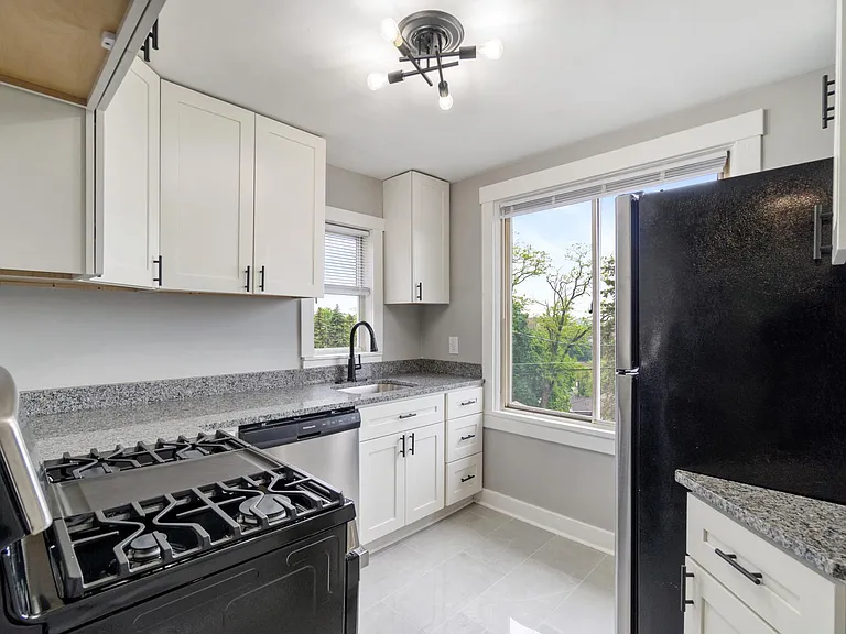 156 E Virginia Ave #2 — Photo 6