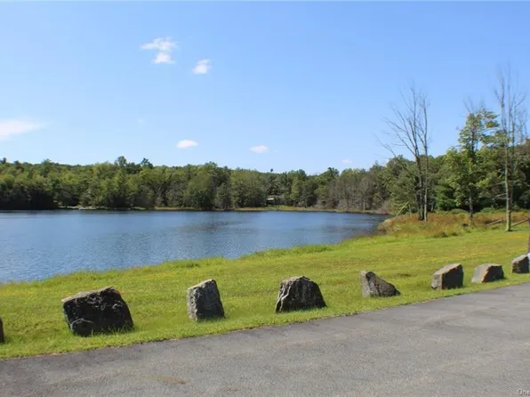 Pine Lake Drive, Wurtsboro, NY 12790