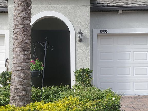 2nd image of 10108 Corso Milano Dr