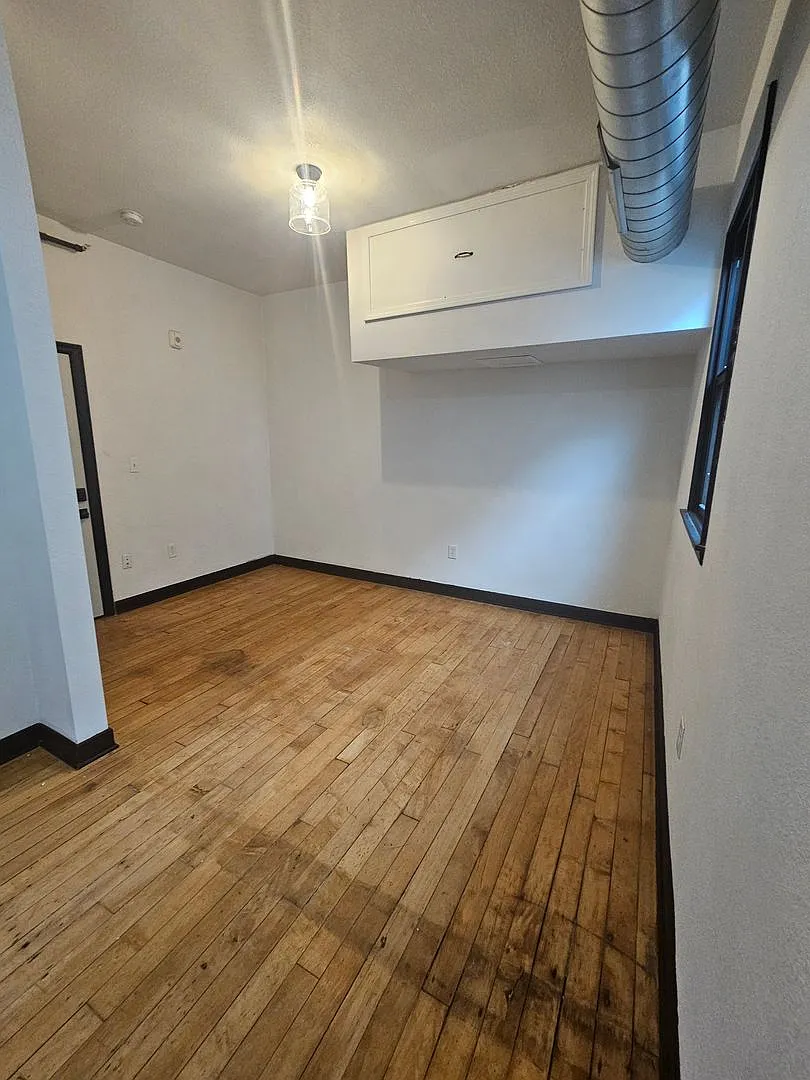 The Berm - 2001 10th Ave (24 Units Luxury Apartments) — Photo 4