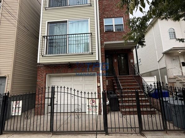 495 S 18th St Floor B