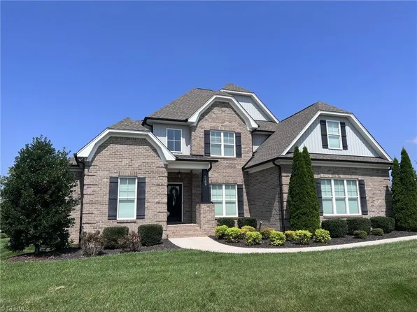 8209 Barbelo Dr, Stokesdale, NC 27357