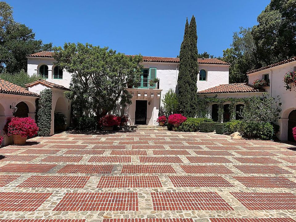 1st image of 865 Buena Vista Dr