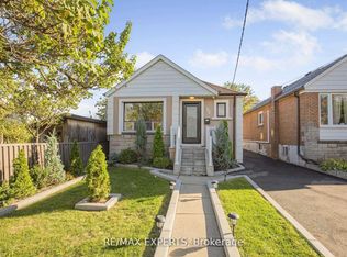 1001 Castlefield Ave, Toronto, ON M6B 1E4