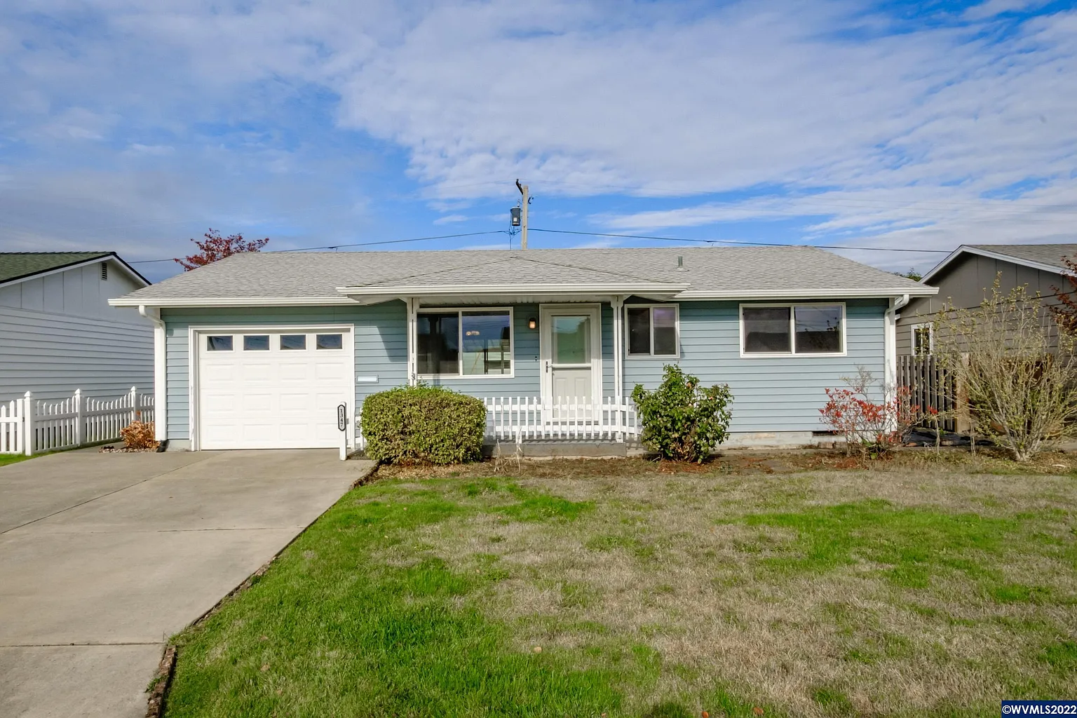 1347 Hampton Way photo 1