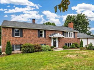 105 Evelyn Rd, Bristol, CT 06010