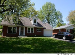 601 N 43rd St, Belleville, IL