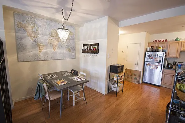 Rented by Level Group | media 23