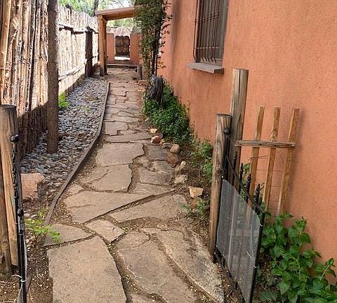 2nd image of 929 Acequia Madre