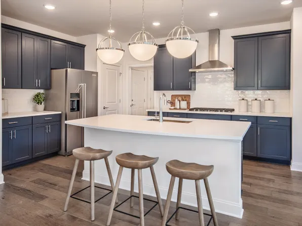 604 America Dr, Horsham, PA 19044