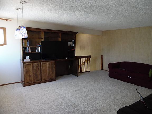 3rd image of 1176 N 19th St