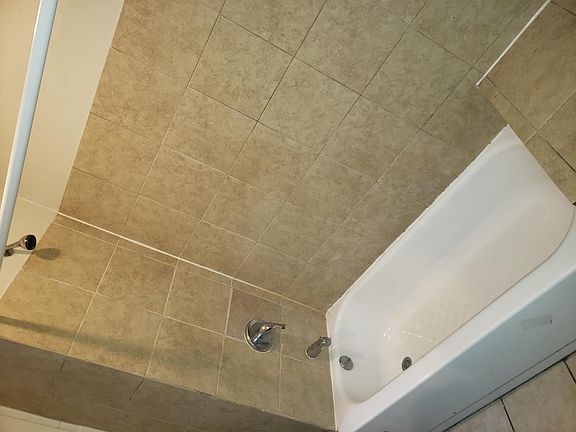2nd image of 1412 E 138th St APT 2W