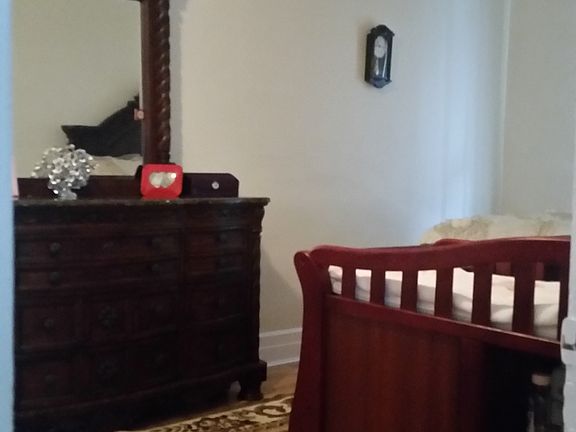 5th image of 2650 Whalen St