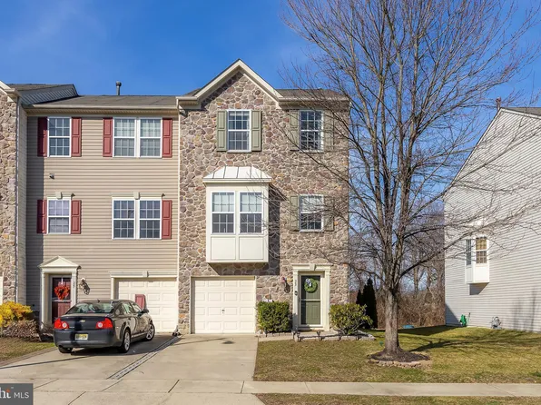 23 Cypress St, Swedesboro, NJ 08085