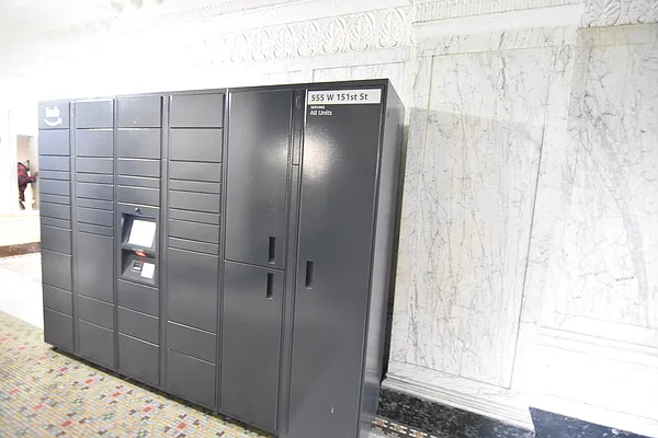 Rented by Bohemia Realty Group | media 23