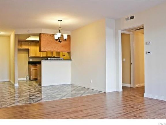 3rd image of 1207 Obispo Ave Unit 101