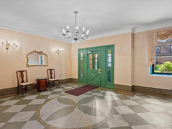 3rd image of 47 N Central Avenue #3K