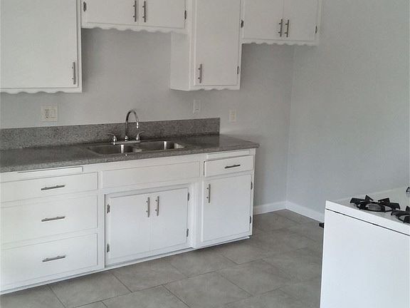 2nd image of 5832 Orange Ave APT 04