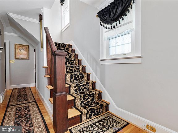 4th image of 504 S Church St