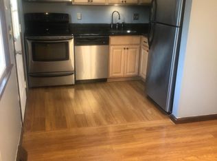 95 Constance Ln #97, Bristol, CT 06010