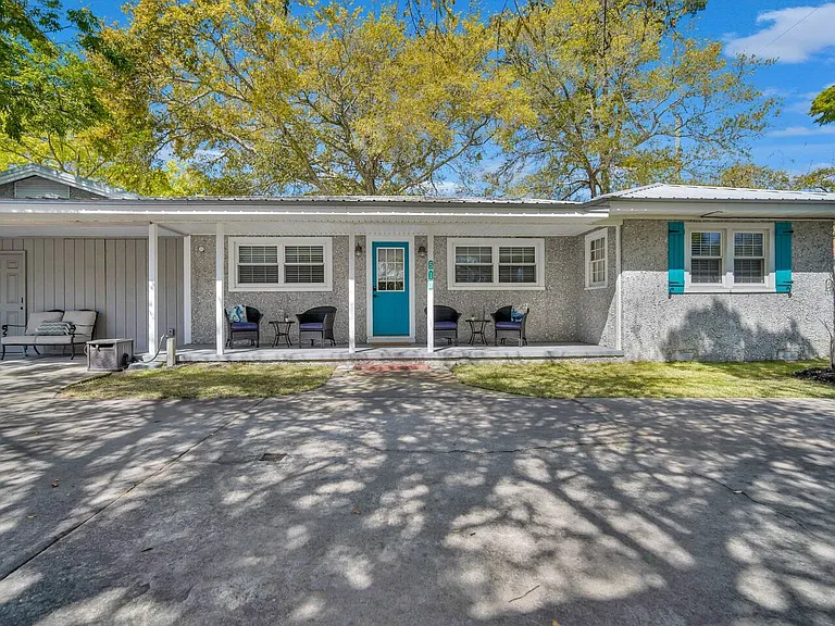 513 Demere Rd — Photo 35