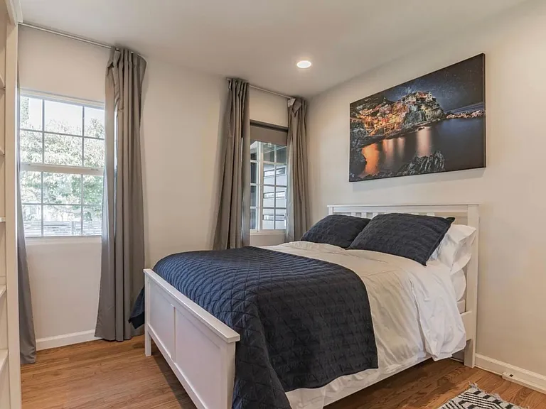 8130 Saint Clair Ave — Photo 8