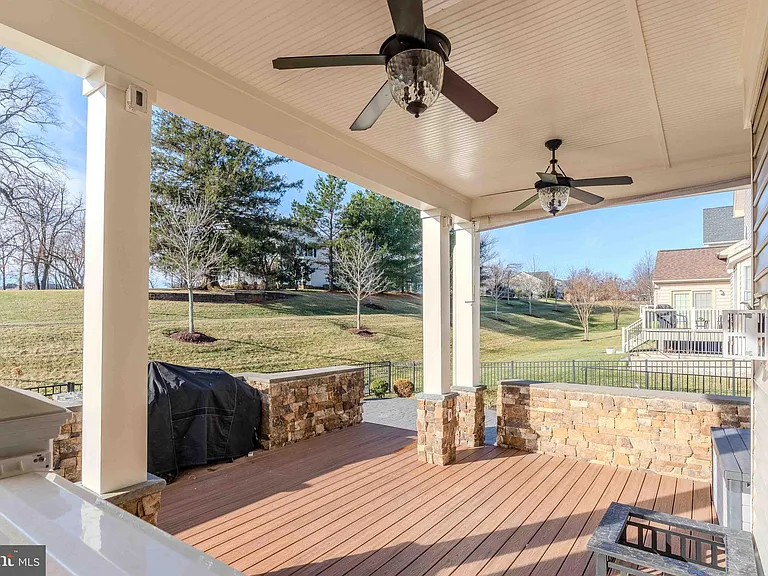 15316 Admiral Baker Cir — Photo 10