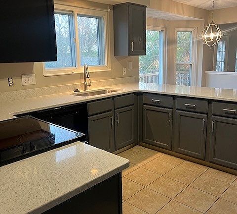 5th image of 4834 Cornell Dr