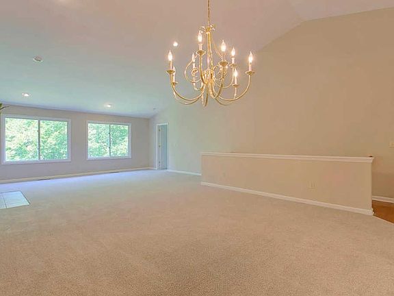 4th image of 323 Miami Lakes Dr
