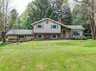 11569 Thwing Rd, Chardon, OH 44024