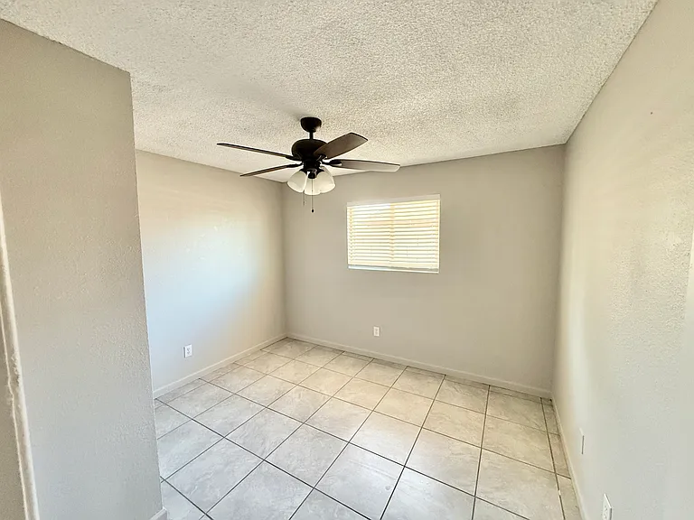 1265 S 13th Ave — Photo 8