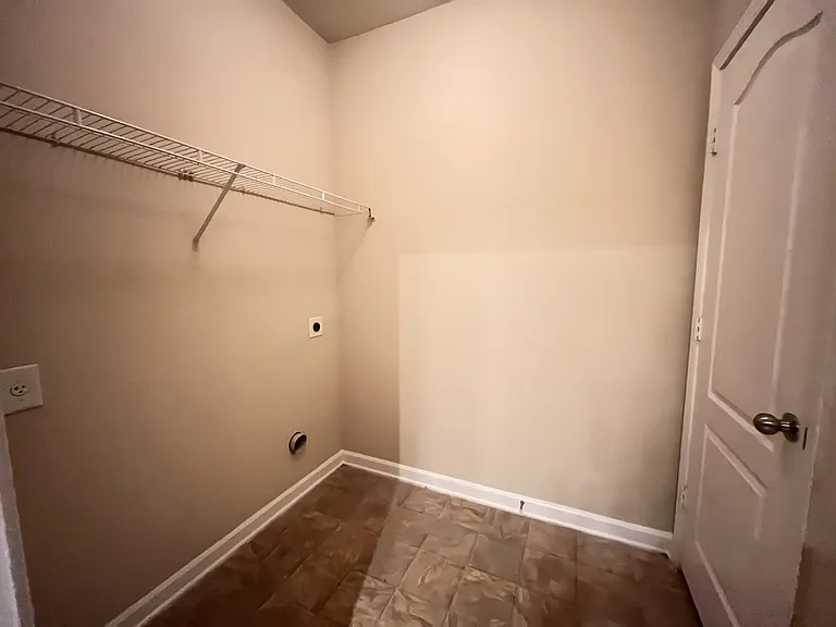 Wesley Kensington Apartments at Stonecrest — Photo 451