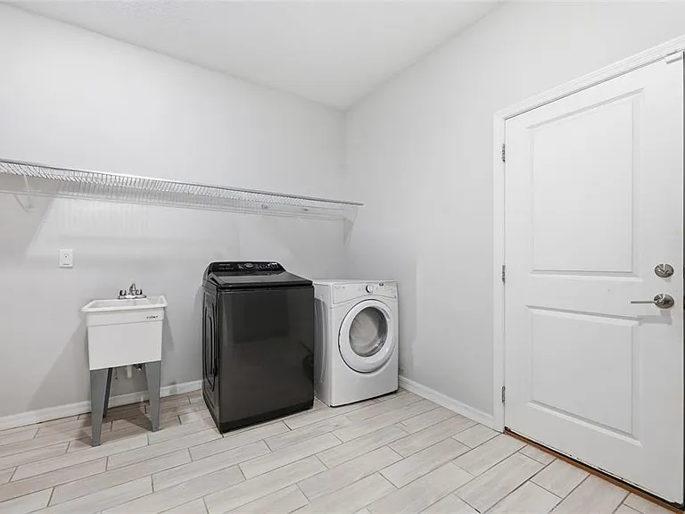 3865 Bowfin Trl — Photo 18