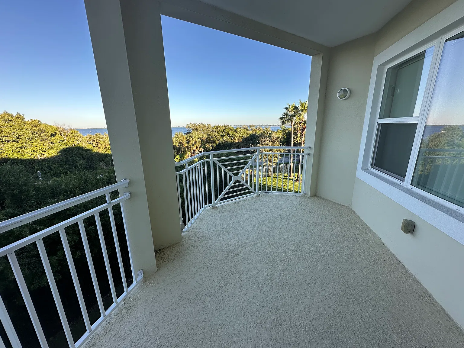 2 bed, 1657 sqft, $3,000 — Photo 2