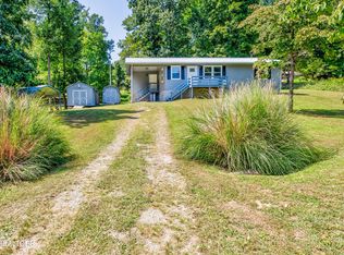 188 Magnolia Ln, La Follette, TN 37766