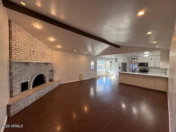 4th image of 1517 E MCLELLAN Road
