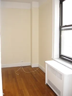 Rented by City Connections Realty | media 27