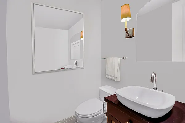 Sold by Compass | media 20