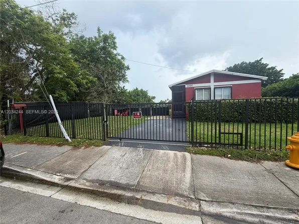16980 SW 104th Ave, Miami, FL 33157