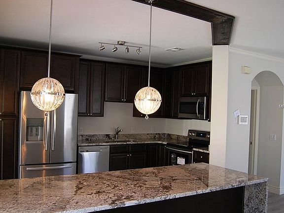 4th image of 10434 Blackmore Dr